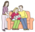Eltern sitzen auf dem Sofa, Mutter hat ein Baby im Arm, eine Frau hält der Mutter den Arm.