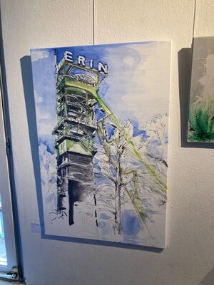 EIn Bild mit einem Förderturm.