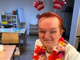 Geburtstagsfreude in unserer Tagesbetreuung: Regina wird 69 
