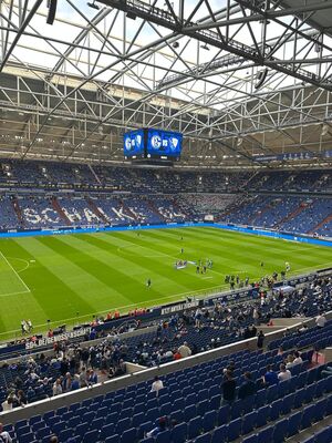 Das Schalkesstadion.
