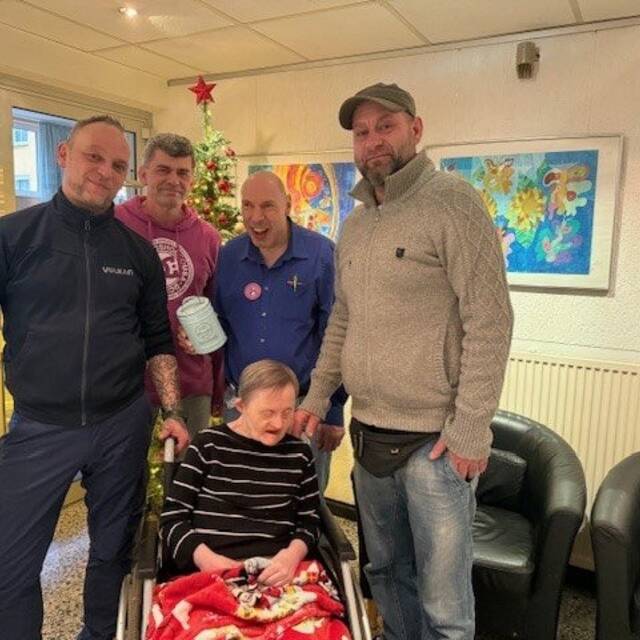 Spende der Firma Vilkan an Wohnstätte 1 Gruppenbild