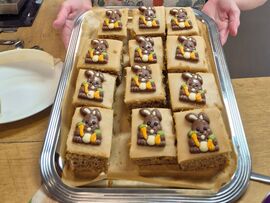 Osterbrunch mit Ostereiersuche in der Tagesstruktur Glück Auf